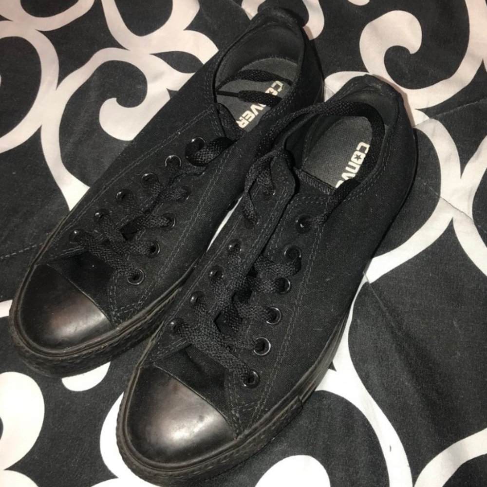 Black Converse